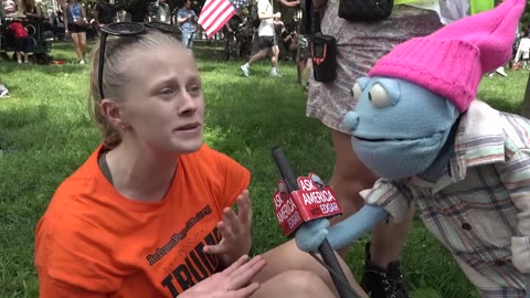 LEFTISTS LUNATICS LOSE THEIR MINDS AT PUPPET