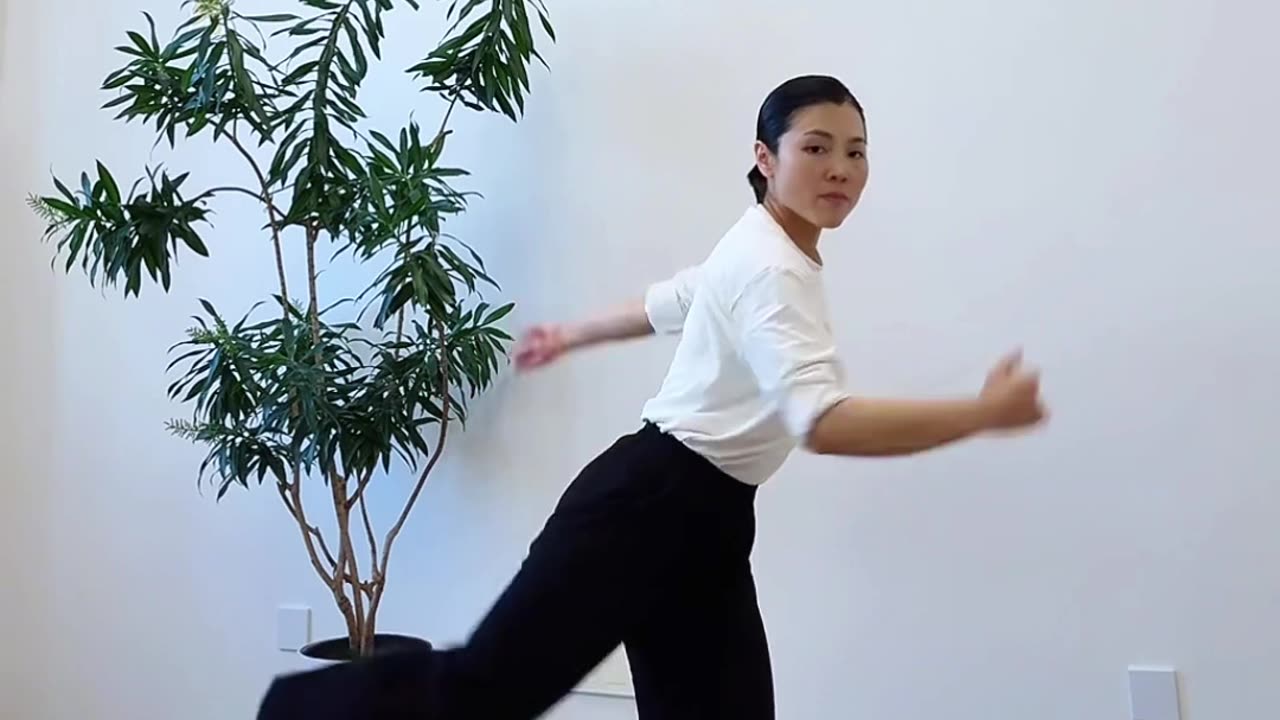 689.腿腳笨這樣練