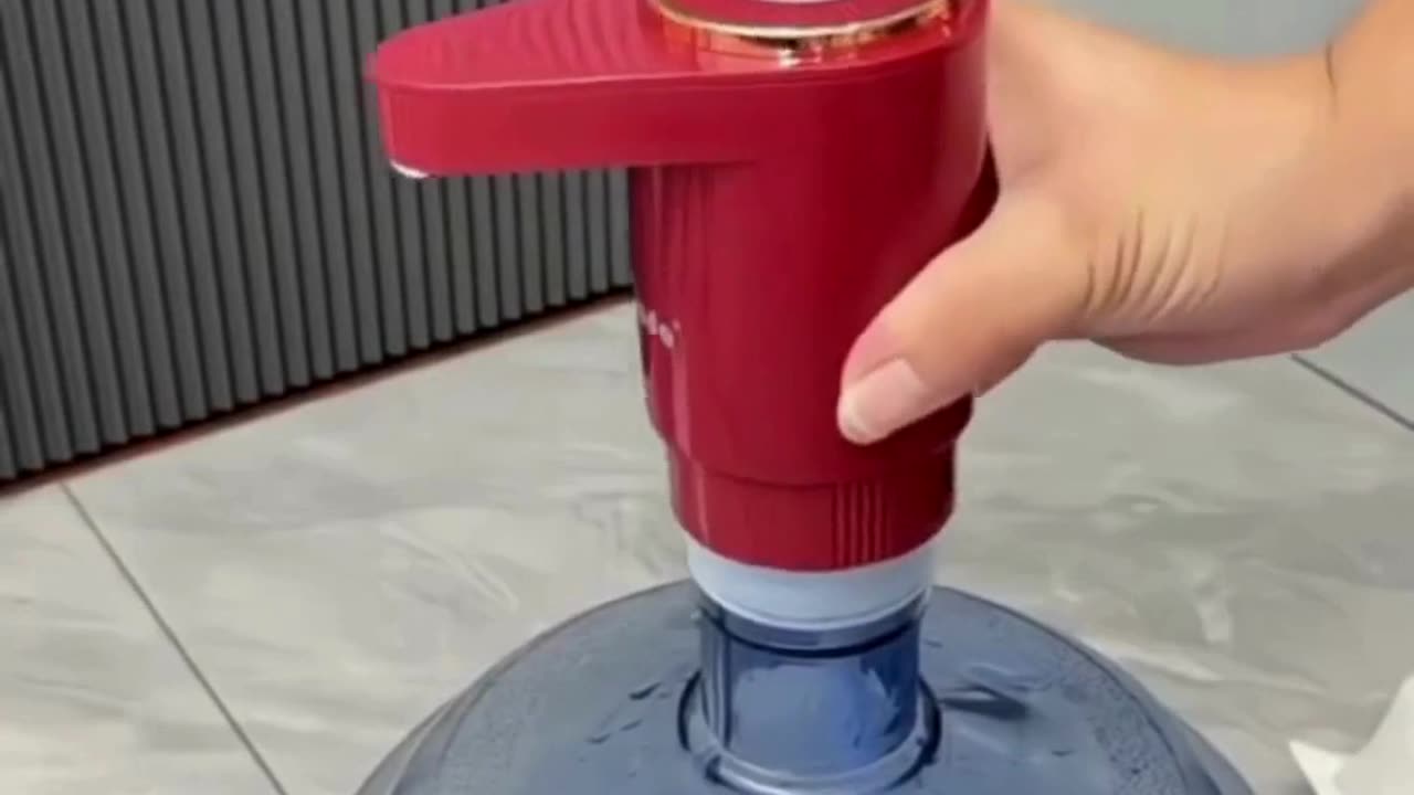 No More Lifting Heavy Water Cans – Try This Smart Dispenser!