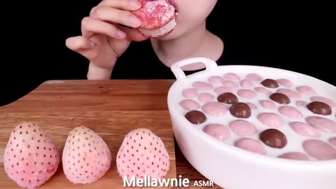 ASMR PINK ICE CREAM