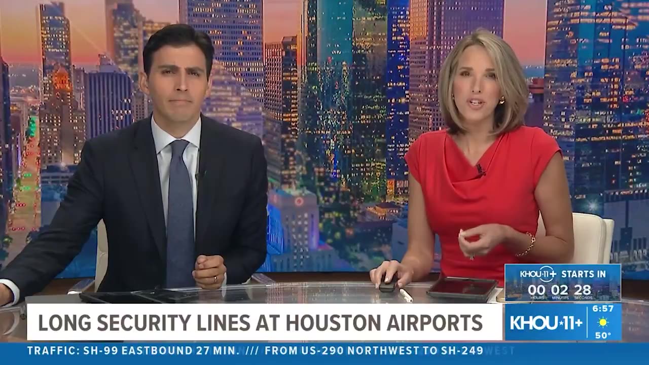 🚨 TSA security lines at Houston's Bush Airport are over THREE HOURS