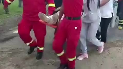 Dramático rescate de 5 personas de un pantano lleno de caimanes tras accidente aéreo