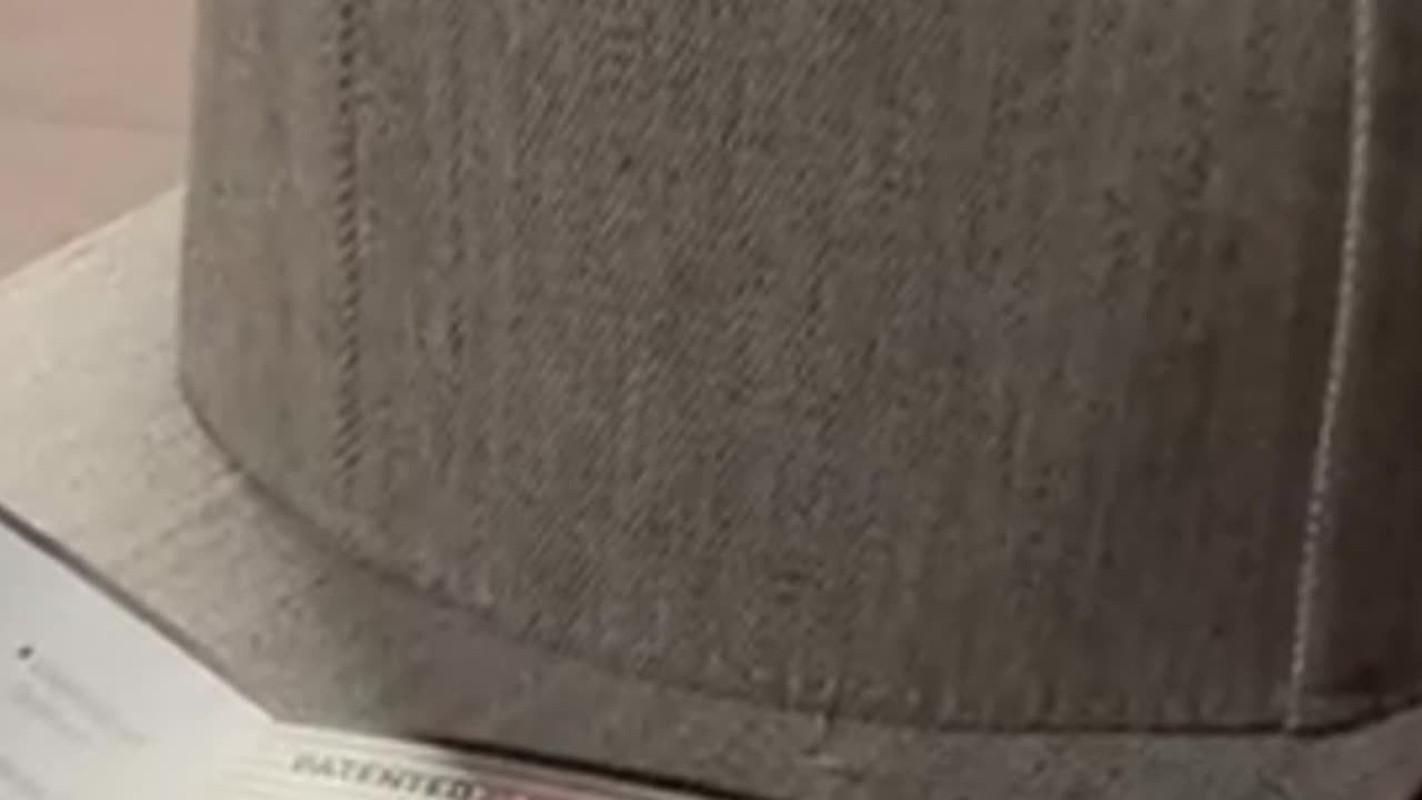 Flexfit Men’s Trucker Cap Black Alpha