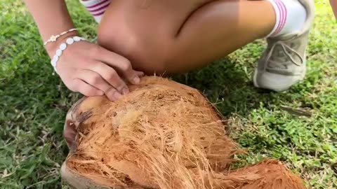 Beautiful hot girl coconut 🥥🥥🥥🥥 water drink