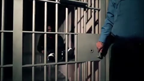 Snoop Dogg - Iz It A Crime ft. October London (Official Video)