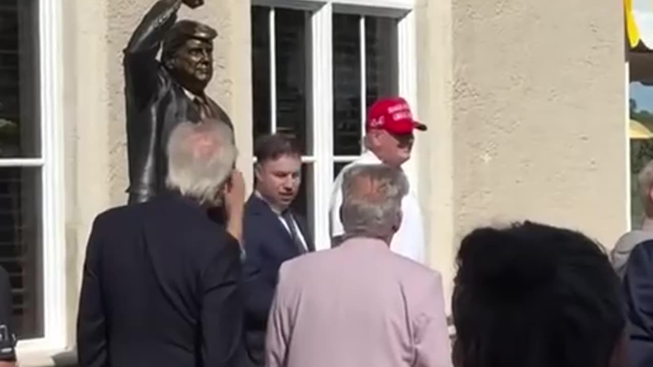 EPIC | Absolute Legend (POTUS Statue Unveiling) FIGHT! FIGHT! FIGHT! 💪🐸