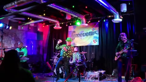 Groovonix Rebel Yell (Cover)