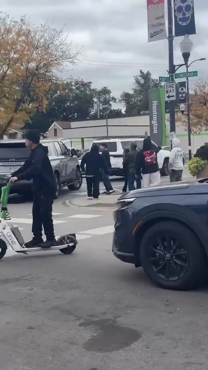 ICE agents swarmed Chicago’s Little Village earlier today in a major show of force