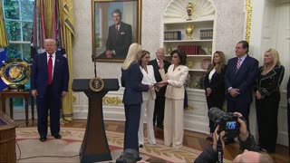 Pam Bondi swears in Jeanine Ferris Pirro in the Oval Office