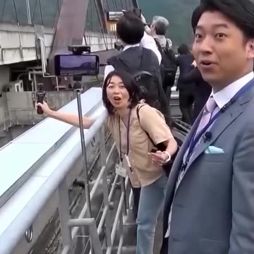 Reporter left speechless after witnessing Japan's new $70 million Maglev train in action at 310 mph