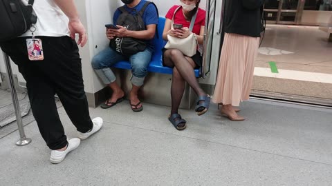 Pantyhose n sandals on subway...