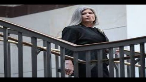 USPS' $3B Push for EV Fleet Stalls as Sen. Ernst Slams Costly Delays