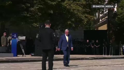 Zelensky awarded Trump's envoy Kellogg the Order of Merit | These cretins are giving each other awards for atrocities