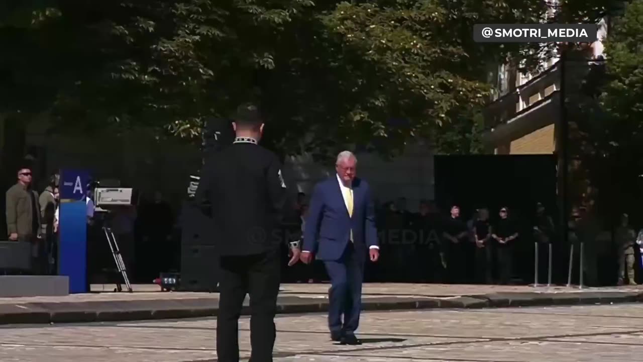 Zelensky awarded Trump's envoy Kellogg the Order of Merit | These cretins are giving each other awards for atrocities