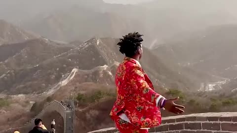 🇨🇳😳 Backflip Off the Great Wall of China?