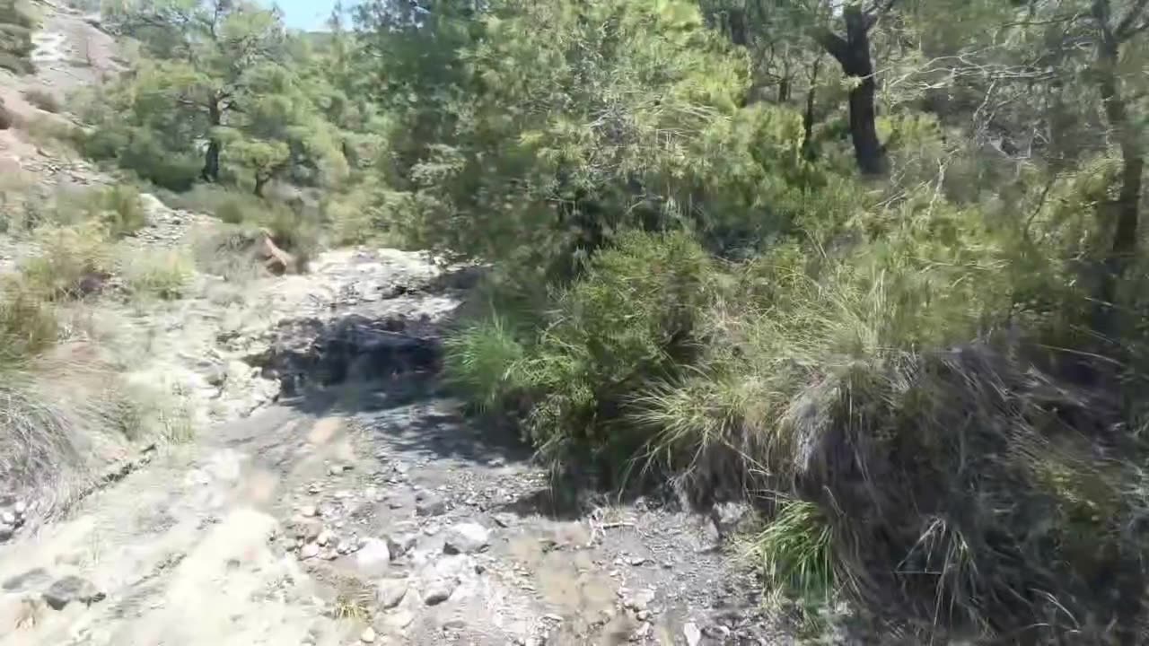 Παραμύθιαζουν τόν κόσμο με λειψυδρία