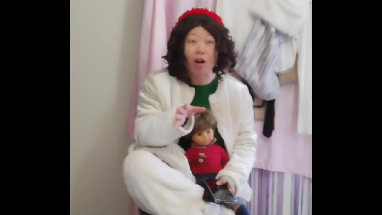 OMNI S1 E32 I donated all my furniture