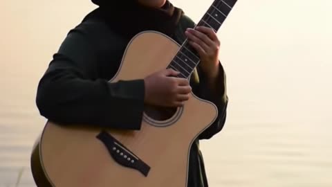 Chill Guitar Vibes 🌿 | #muslimah #shorts #acousticmood