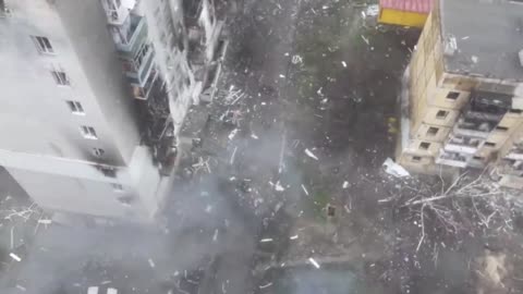 Group of Ukrainian Soldiers Advances onto a Mine