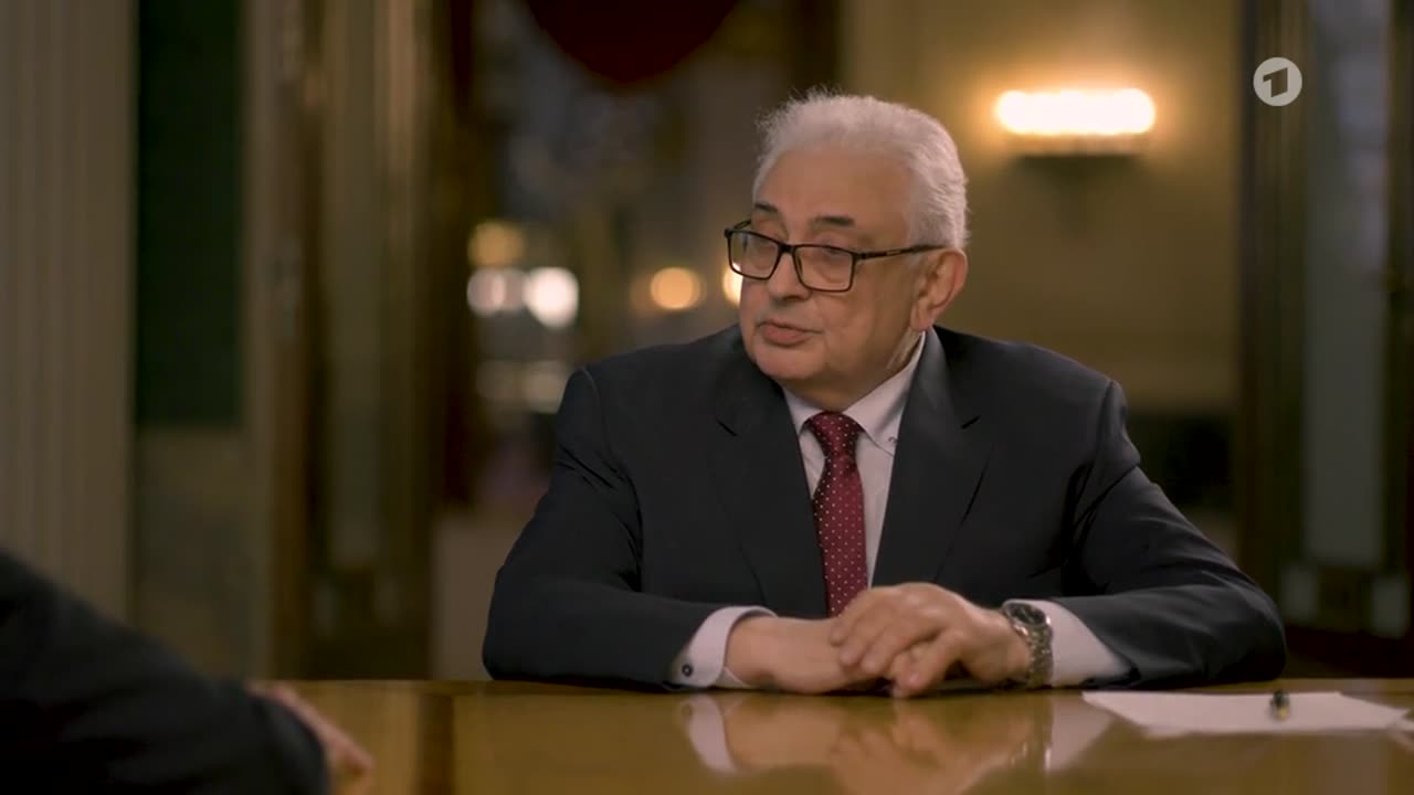 ANNE WILL UND DIE PROPAGANDA BEIM RUSSISCHEN BOTSCHAFTER