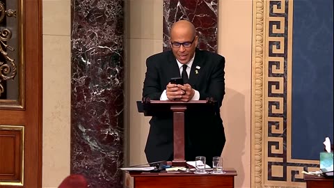 US senator Cory Booker breaks Senate speech record with Trump tirade