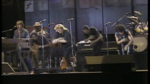 Daryl Hall & John Oates with Eddie Kendricks & David Ruffin - Ain't Too Proud To Beg = Live Aid 1985