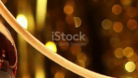 Vintage Perfume in 30s: Why It Hits Different