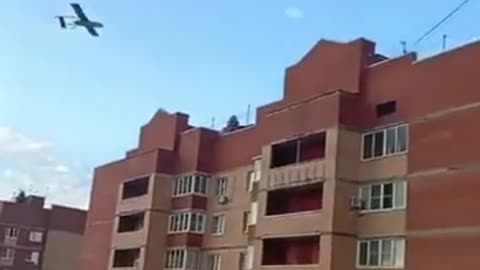 🛸🎯 Ukraine Russia War | Ukrainian FP-1 Long-Range Drone Flies Ultra-Low Over Urban Area | RCF