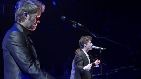 The Swing of Things - A-Ha (live)