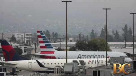 More than 8,000 US flights delayed as air traffic control absences persist