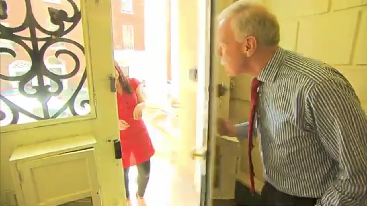 RTÉ Clip from 2013 on the Grand Lodge of Ireland, 17 Molesworth Street.