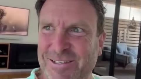 La La Land drifts further and further away.