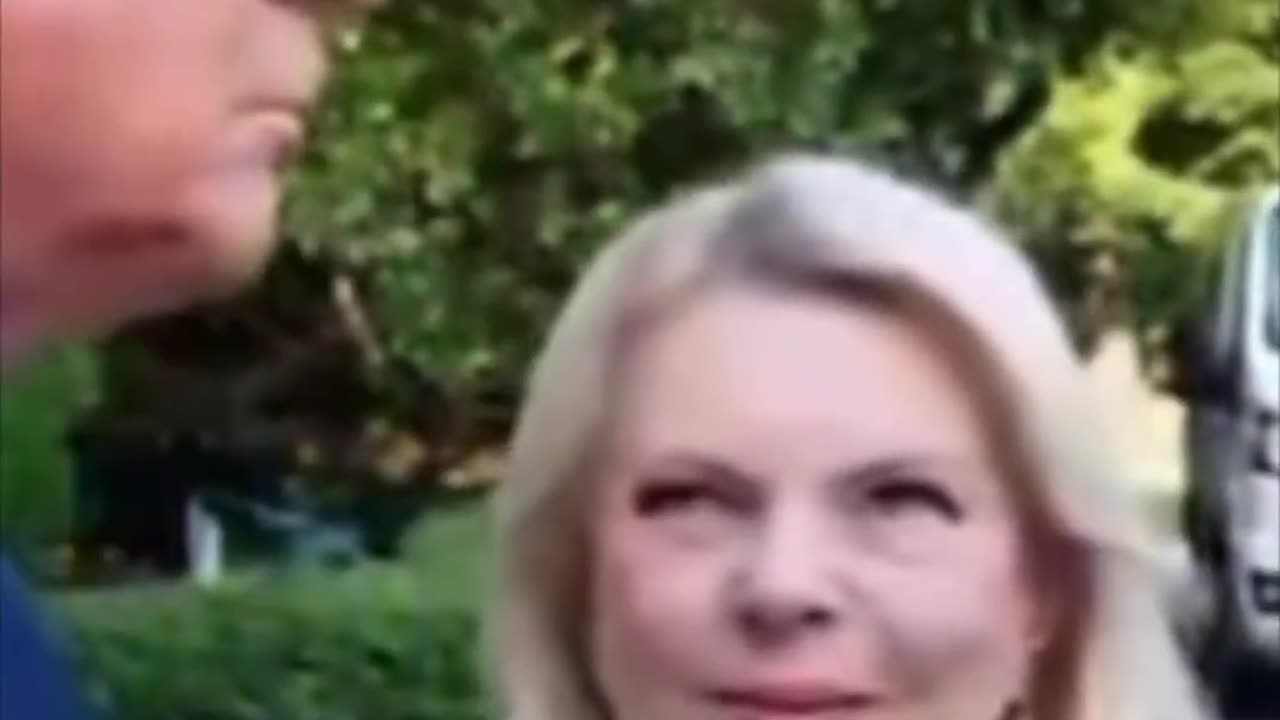 PAY CLOSE ATTENTION TO HIS ARRIVAL VIDEO ALL IS NOT AS IT SEEMS ⚠️