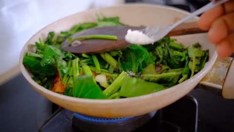 Stir-fried Clams & Spicy Water Spinach + Delicious Barbecue Chicken