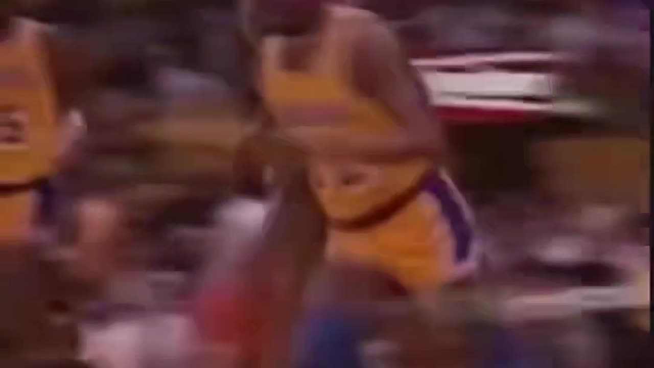 MAGIC JOHNSON! ๐ฉ๐ช๐