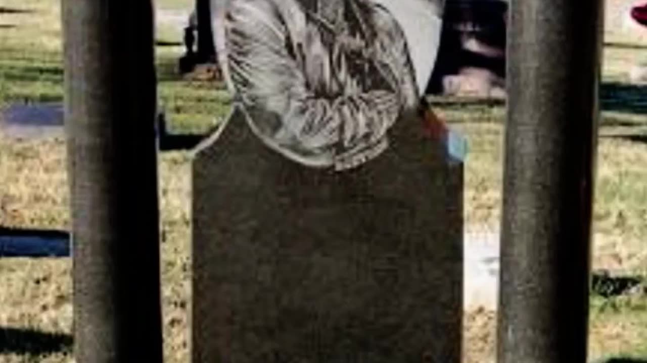 FAMOUS GRAVES - VOL. 561: STATIC MAJOR