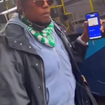 Man stabbed in newyork by african