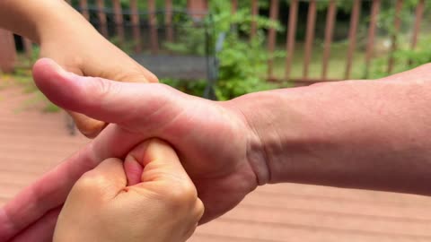 Deep Hand Massage for Overworked Hands | Raynor Massage