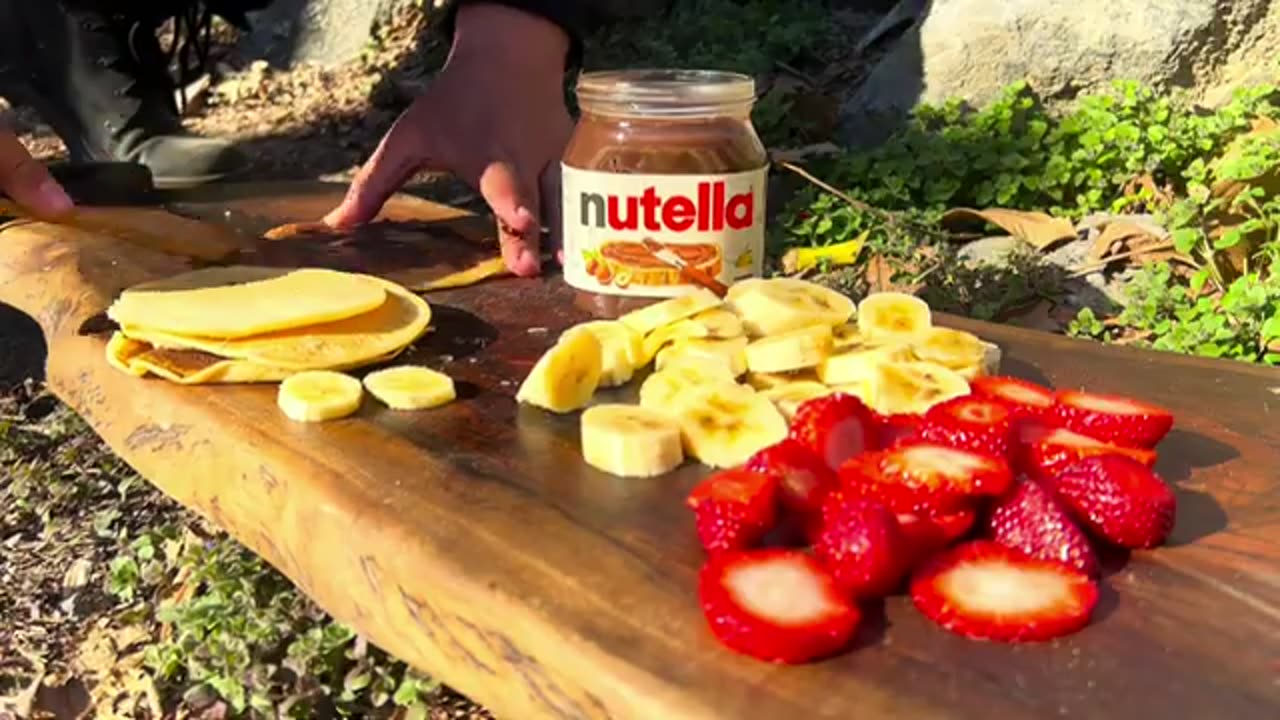 Nutella Pancakes in the Wild: Ultimate Outdoor Breakfast Recipe for Adventurers