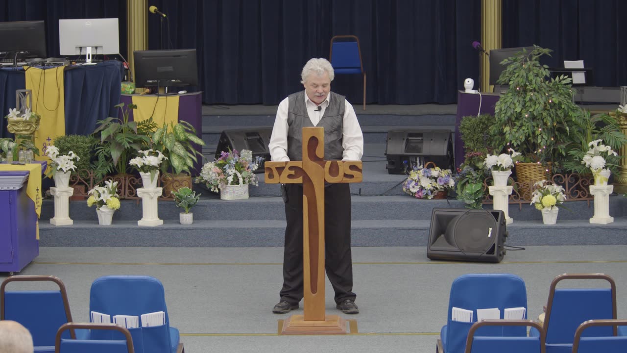 Discovering Who God Is by Dr Michael H Yeager