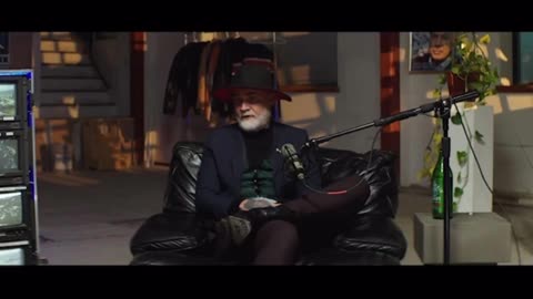 “The only winners in war are the Bankers”