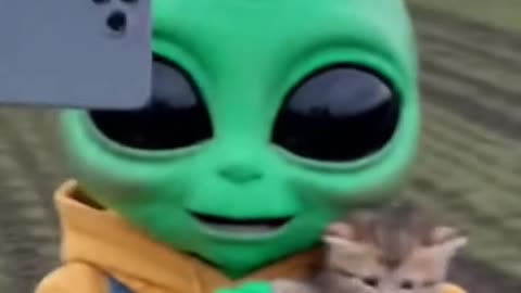 Alien is pursued by the military 1