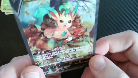 I Finally Got Something from this Eevee Heroes Booster Pack S6a KR!