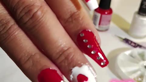 Choose your favorite! 💅