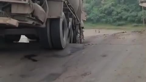 Ful Girne Se Hua bahut bada hadsa