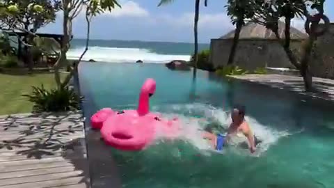 In Bali her rent is $66.50 per week.. or $9.50 a day.. Look at her lifestyle..