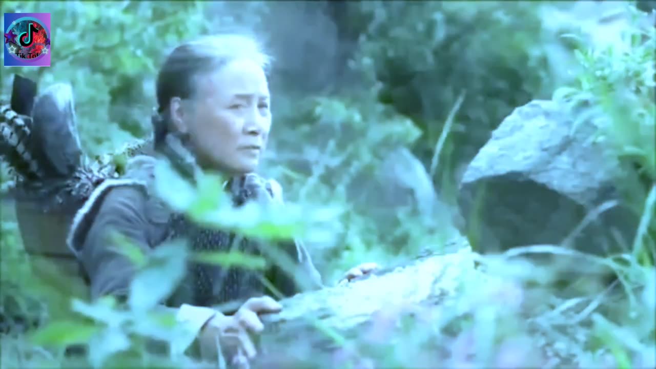 日軍綁架村民_哪料村民小夥竟是最強獵人_穿越雨林幹掉1000日軍__new _movie _war _film part 2