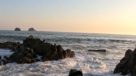 Giant Waves in Mazatlan Mexico