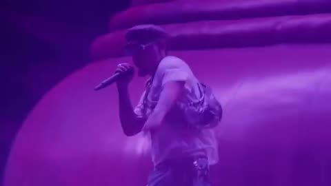 Yeat - Feel No Ways ( Live at Coachella 2025)
