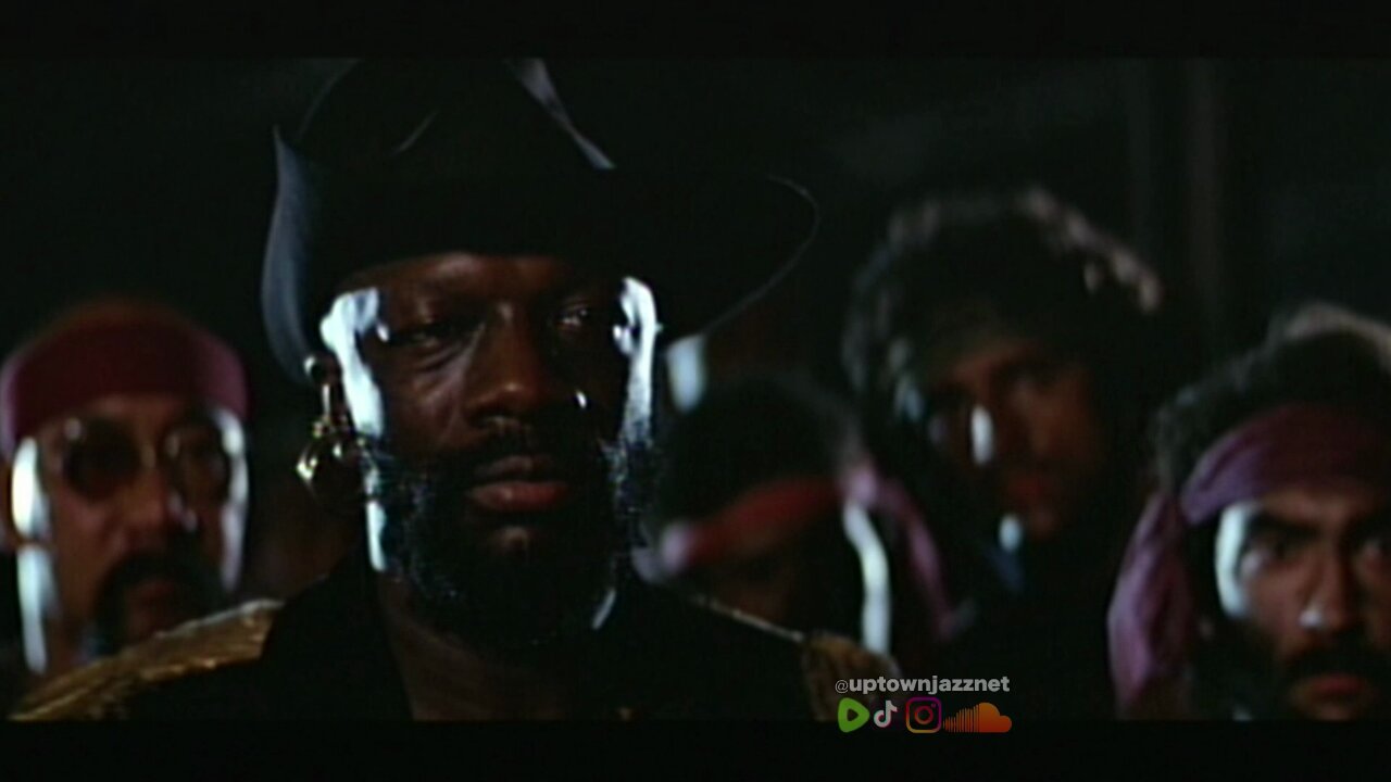 EHU Top Flicks + 🎥🎬 . Escape from New York